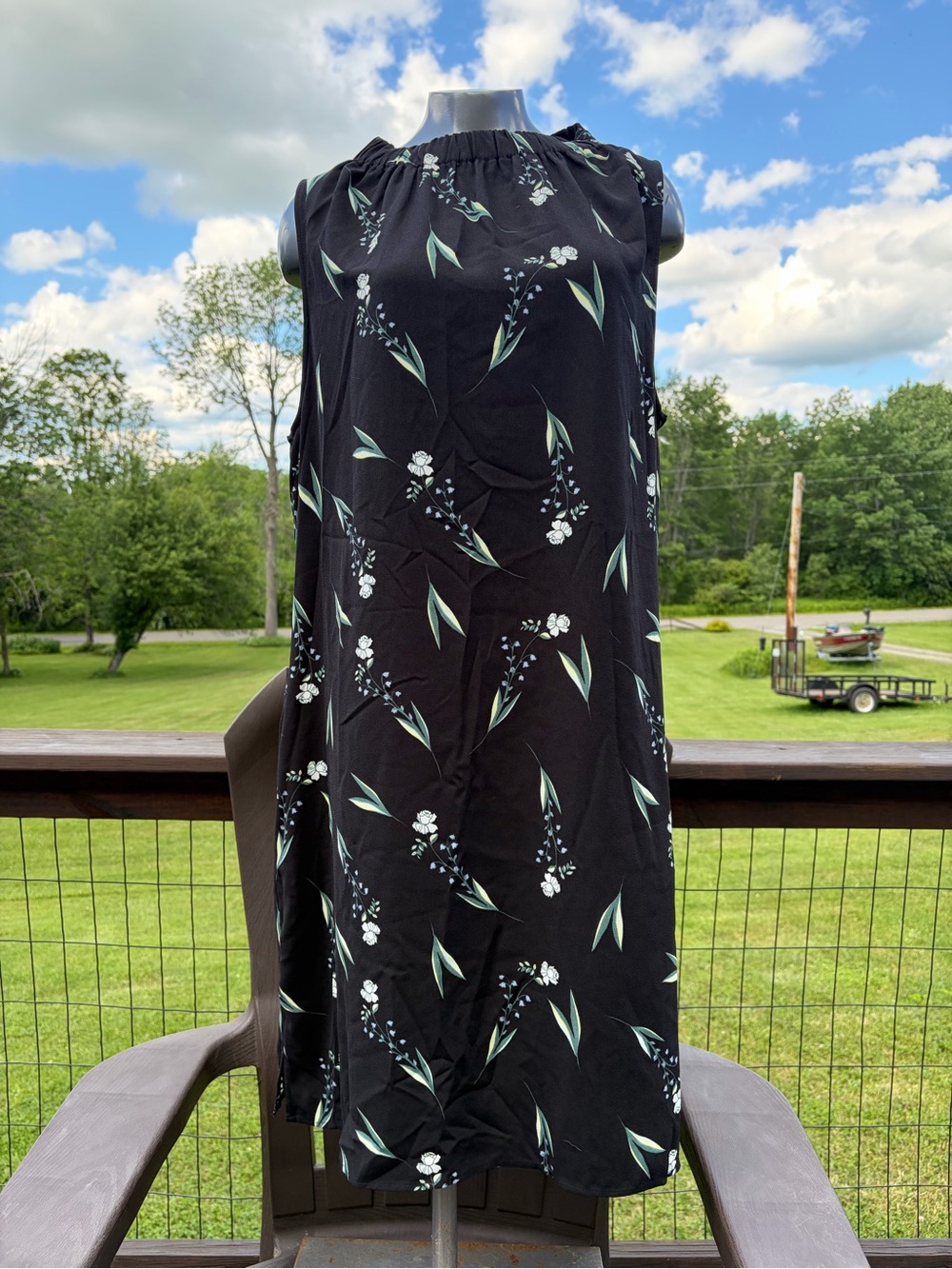 Apt. 9 Black Maxi Dress with White and Green Floral Print